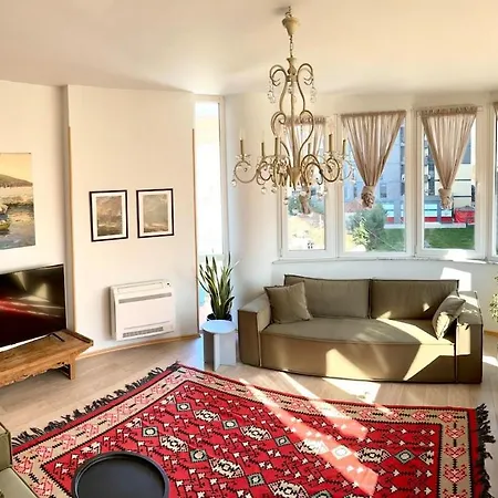 Capital 公寓 地拉那